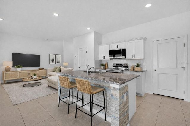 2216 BEAR PEAK RD, Minneola, FL 34715