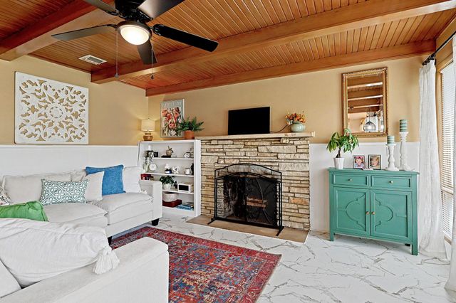 6544 E Oneida, Wichita, KS 67206