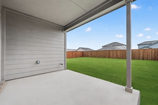 2339 Buffalo Bayou Way, Crandall, TX 75114