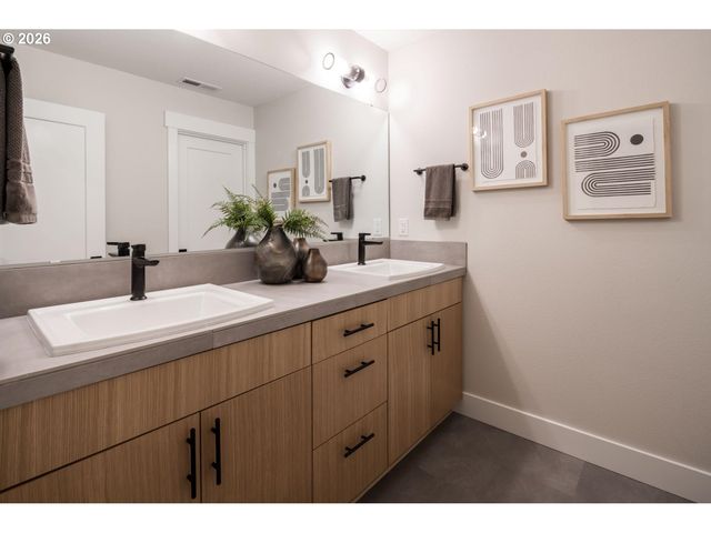 1910 Ne 195th Ct, Vancouver, WA 98684