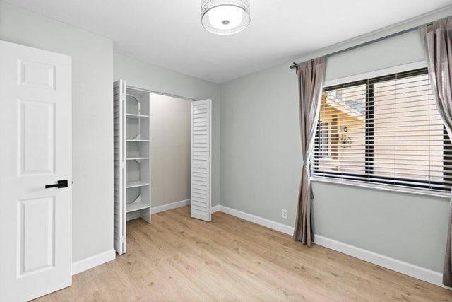 28 Wimbledon Lake Drive 222, Plantation, FL 33324