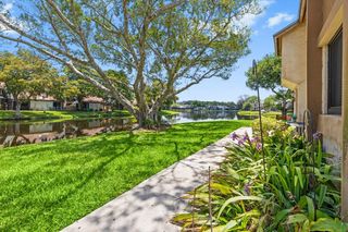 28 Wimbledon Lake Drive 222, Plantation, FL 33324