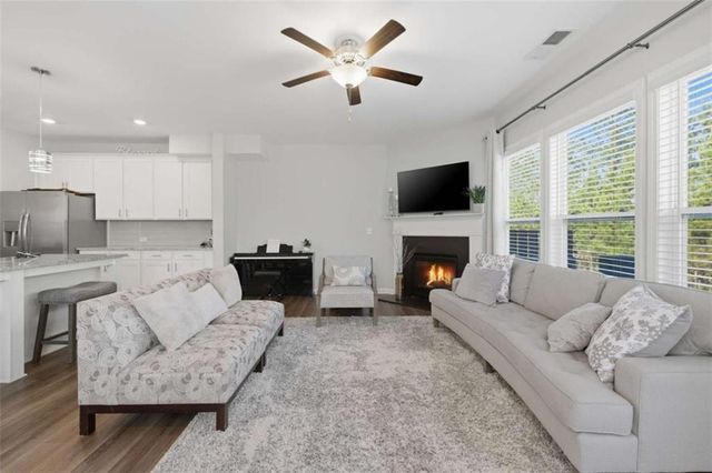 4050 Bryton Trace Drive, Cumming, GA 30041