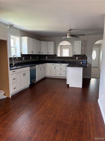 206 N Church Street, Sullivan, MO 63080
