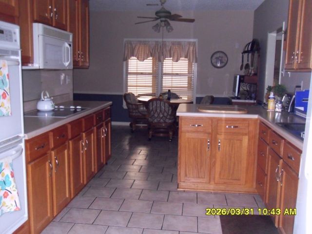 8785 DEXTER RD, Memphis, TN 38016