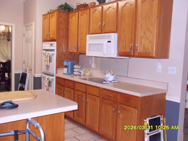 8785 DEXTER RD, Memphis, TN 38016