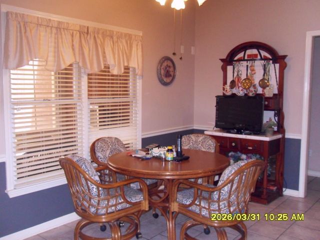 8785 DEXTER RD, Memphis, TN 38016