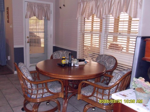 8785 DEXTER RD, Memphis, TN 38016