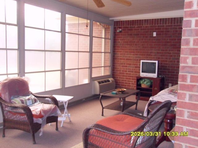 8785 DEXTER RD, Memphis, TN 38016