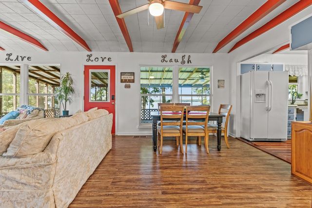 263 Crestwood Loop, Avinger, TX 75630