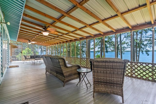 263 Crestwood Loop, Avinger, TX 75630