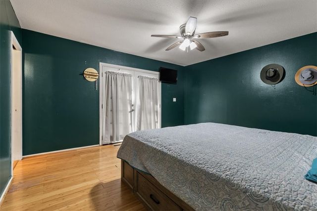 2002 17th Street, Rogers, AR 72758