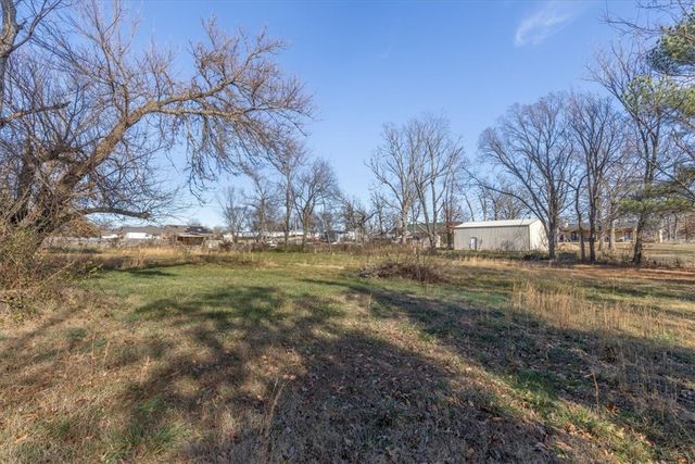 2002 17th Street, Rogers, AR 72758