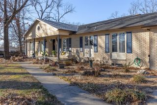 2002 17th Street, Rogers, AR 72758