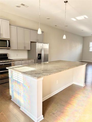 1138 Doveridge Street, Charlotte, NC 28273