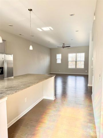 1138 Doveridge Street, Charlotte, NC 28273