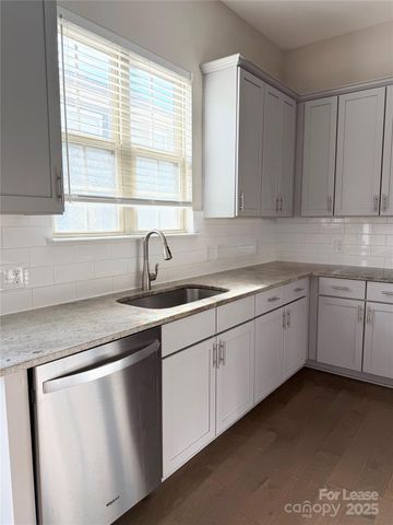 1138 Doveridge Street, Charlotte, NC 28273