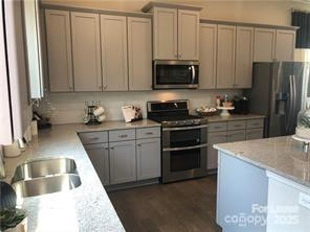 1138 Doveridge Street, Charlotte, NC 28273