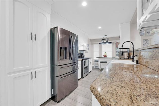 1216 Tanglewood Drive, Edinburg, TX 78539