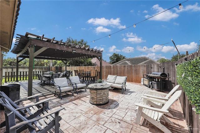 1216 Tanglewood Drive, Edinburg, TX 78539