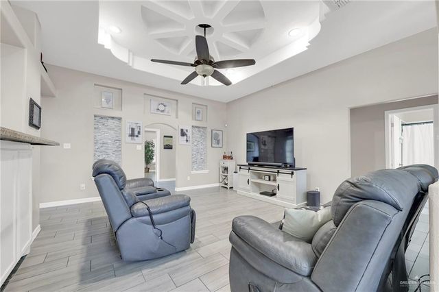 1216 Tanglewood Drive, Edinburg, TX 78539