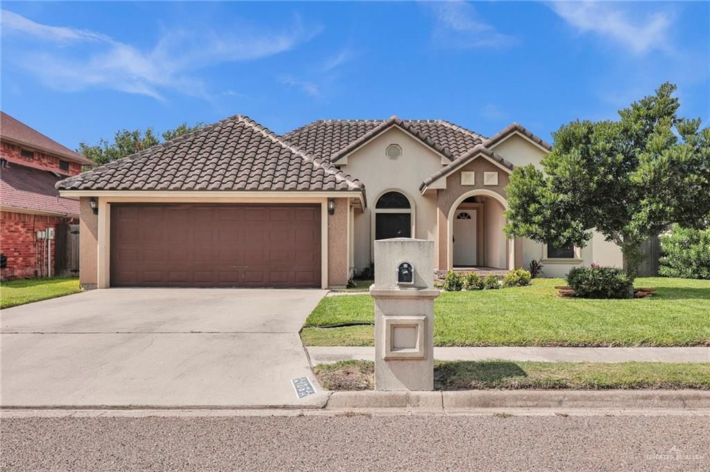 1216 Tanglewood Drive, Edinburg, TX 78539