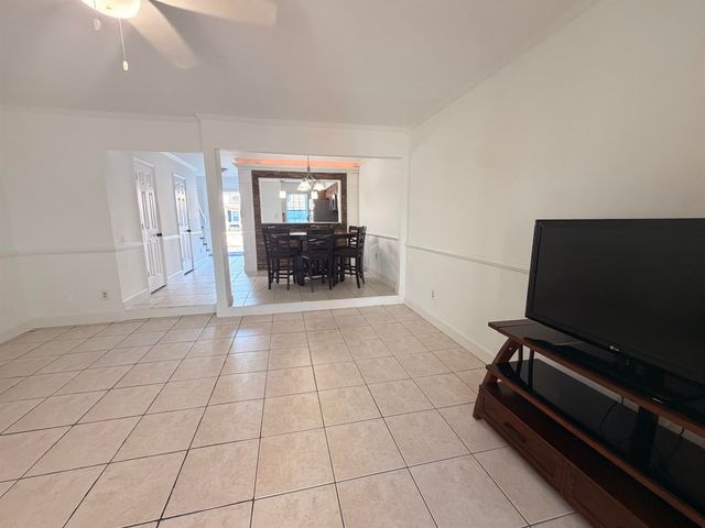 400 17th Ave. S Unit E, Myrtle Beach, SC 29577