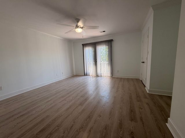 400 17th Ave. S Unit E, Myrtle Beach, SC 29577