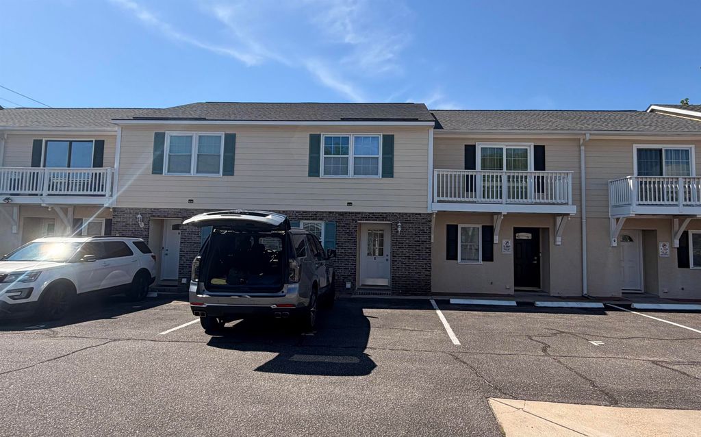 400 17th Ave. S Unit E, Myrtle Beach, SC 29577