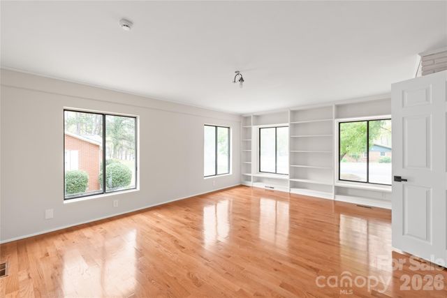 7537 Monroe Road, Charlotte, NC 28212