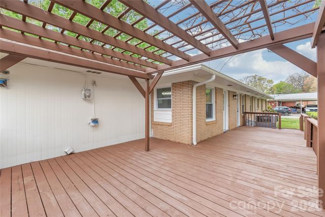 7537 Monroe Road, Charlotte, NC 28212