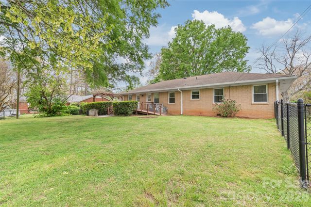 7537 Monroe Road, Charlotte, NC 28212