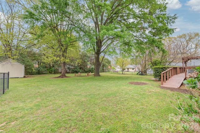 7537 Monroe Road, Charlotte, NC 28212