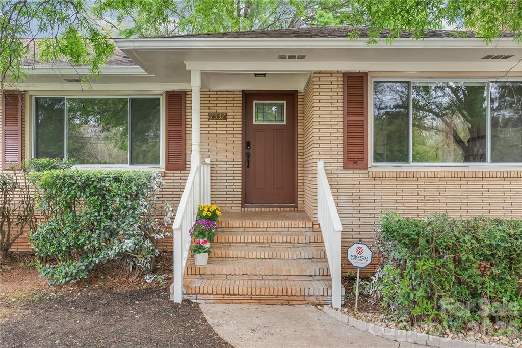 7537 Monroe Road, Charlotte, NC 28212