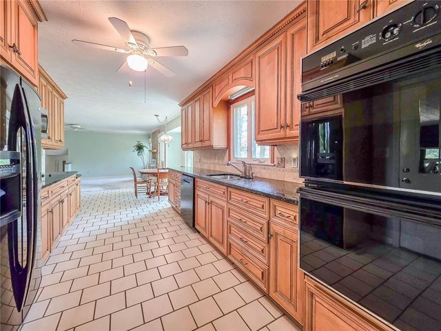 5385 Seaton Way, Dunwoody, GA 30338