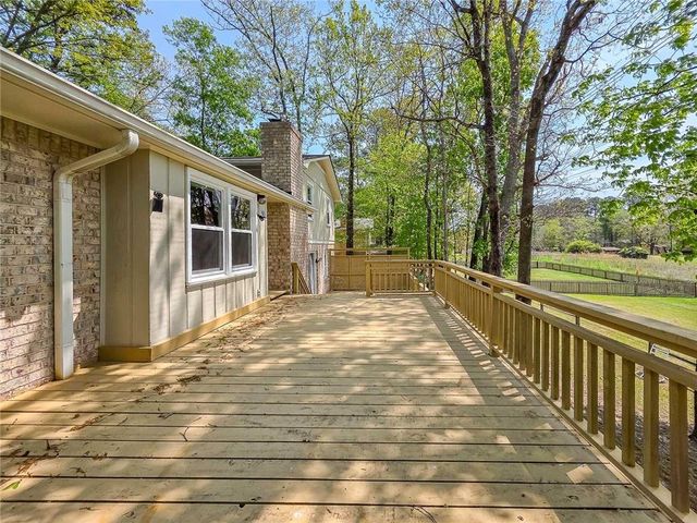 5385 Seaton Way, Dunwoody, GA 30338