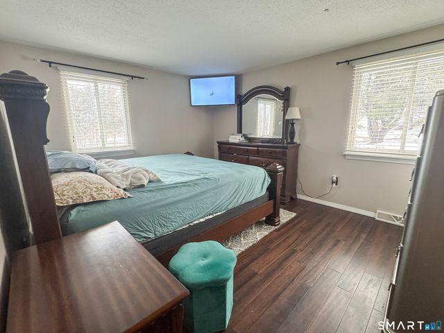 1 Yellow Wood Street, Middletown, CT 06457