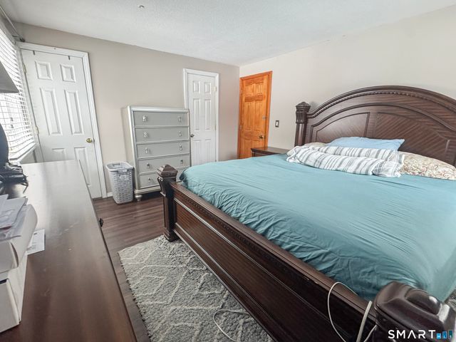 1 Yellow Wood Street, Middletown, CT 06457