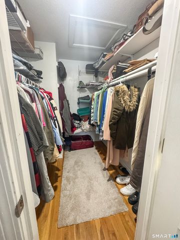 1 Yellow Wood Street, Middletown, CT 06457