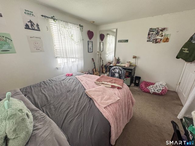 1 Yellow Wood Street, Middletown, CT 06457