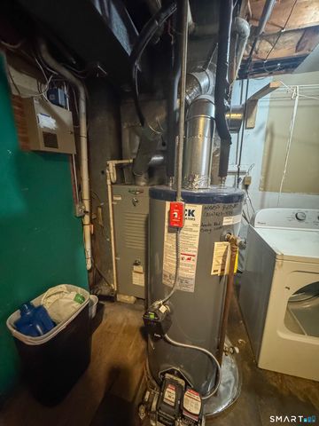 1 Yellow Wood Street, Middletown, CT 06457