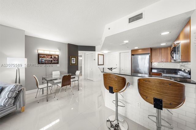 201 Golden Isles Dr 505, Hallandale Beach, FL 33009