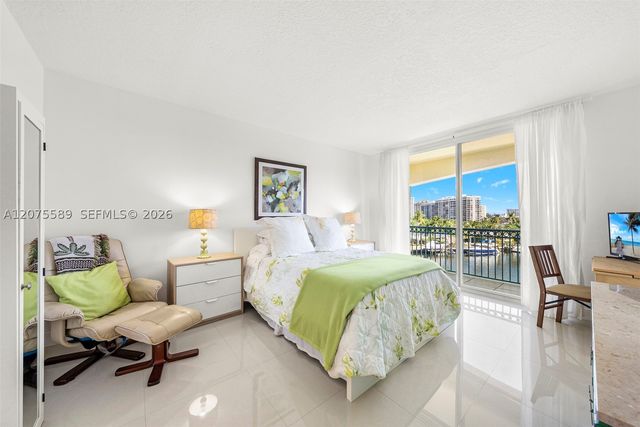 201 Golden Isles Dr 505, Hallandale Beach, FL 33009