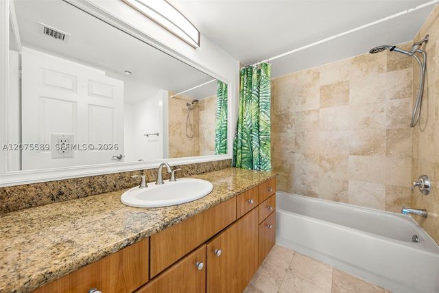 201 Golden Isles Dr 505, Hallandale Beach, FL 33009