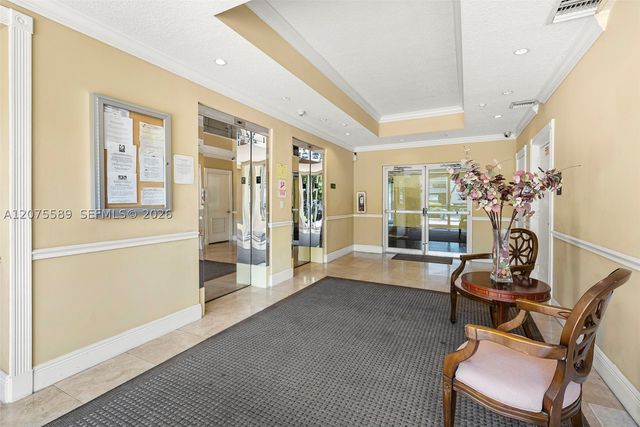 201 Golden Isles Dr 505, Hallandale Beach, FL 33009