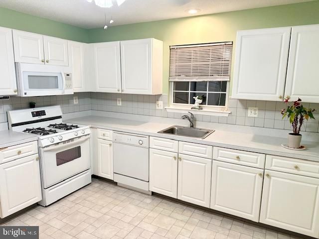 659 BARBADOS DR, Williamstown, NJ 08094