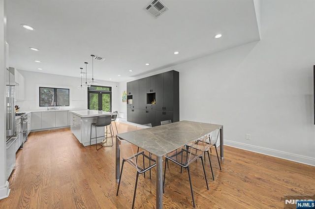 64 Day Avenue, Tenafly, NJ 07670