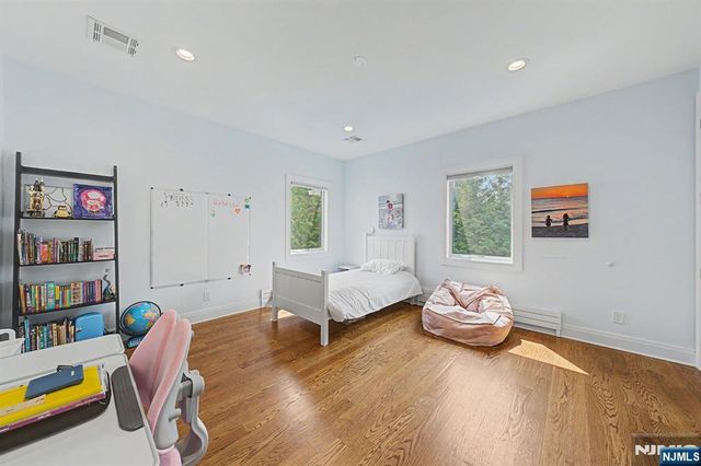64 Day Avenue, Tenafly, NJ 07670