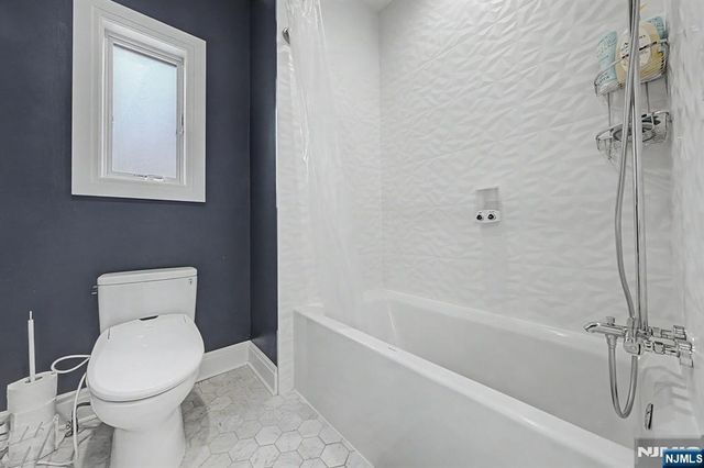 64 Day Avenue, Tenafly, NJ 07670