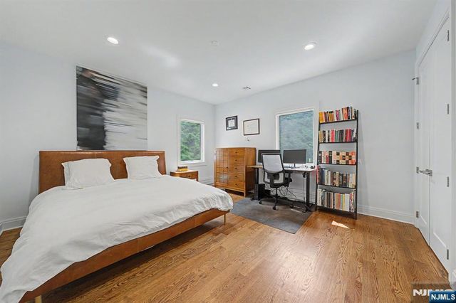64 Day Avenue, Tenafly, NJ 07670